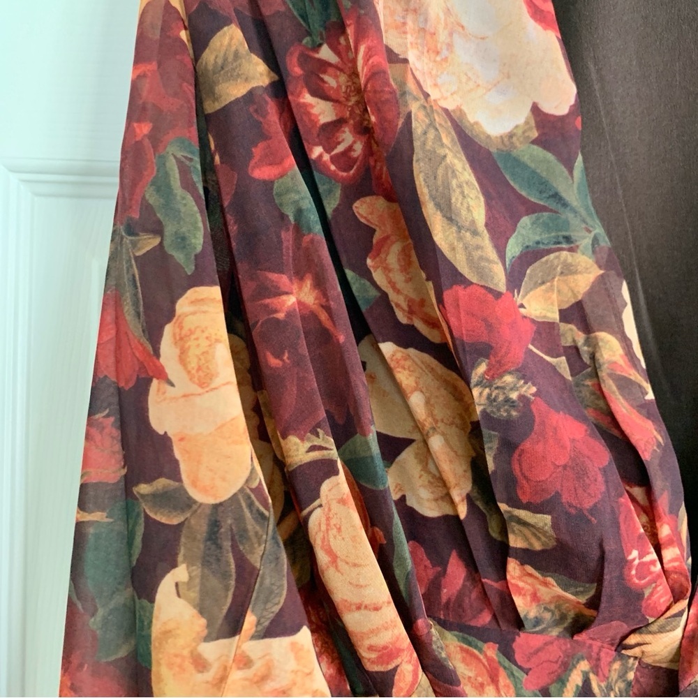 🌾 VICI Red Fall Floral Long Sleeve Asymmetrical Midi Wrap Dress - Picture 7 of 12